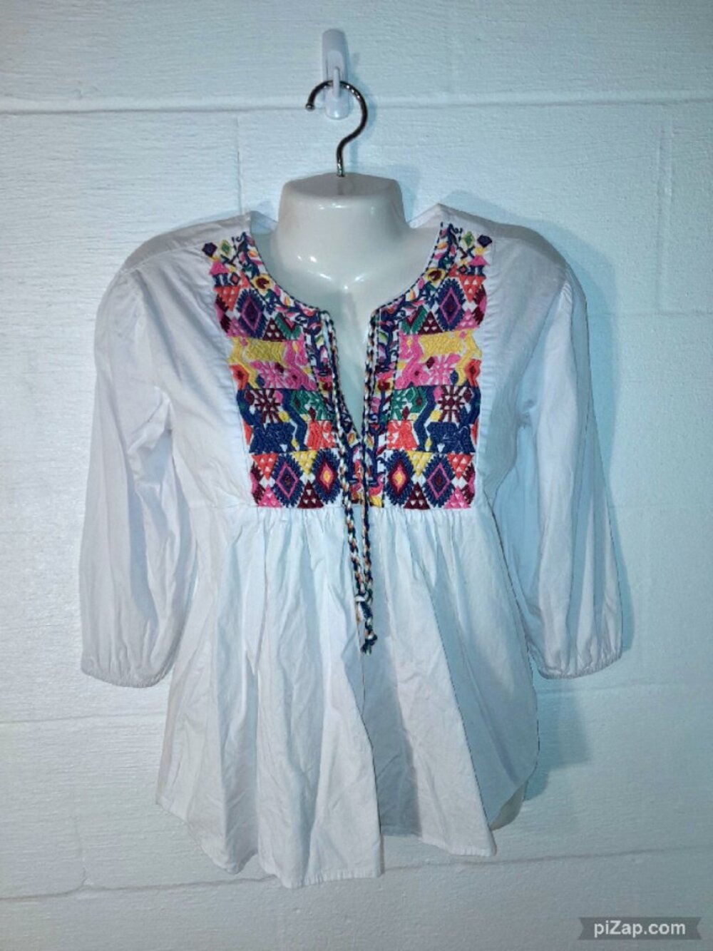 Kim & Cami Colorful Embroidered Peasant Boho Top Women's Small White Multicolor